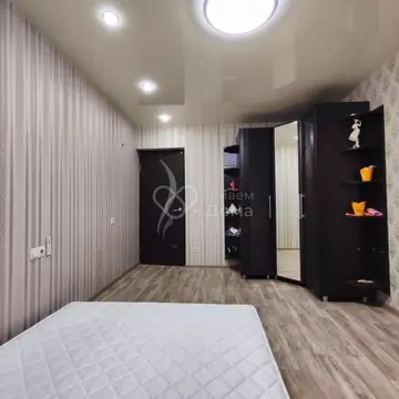 4-к кв. Волгоградская область, Волгоград ул. Панферова, 6 (75.0 м)