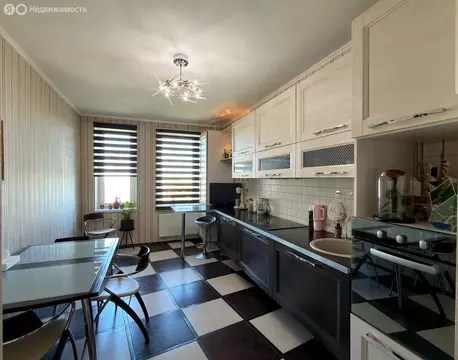 3-комнатная квартира: Санкт-Петербург, проспект Большевиков, 79к4 ...