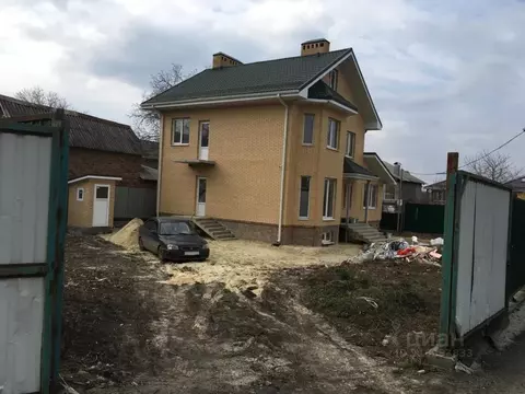 Дом в Ростовская область, Ростов-на-Дону Каскадная ул. (240 м)