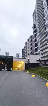 Гараж в Санкт-Петербург аллея Арцеуловская, 19 (13 м)