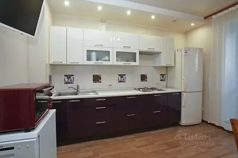 2-к кв. Омская область, Омск просп. Комарова, 16 (58.8 м)