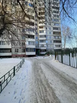 2-к кв. Омская область, Омск бул. Архитекторов, 3/11 (48.7 м)