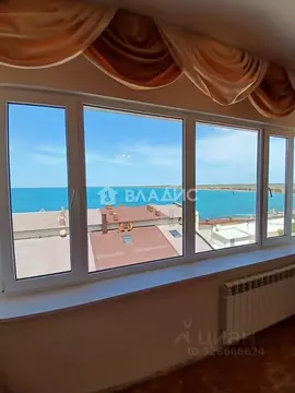 Таунхаус в Крым, Симферопольский район, Николаевка пгт ул. Набережная, ...