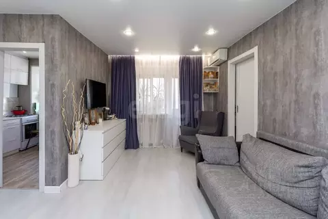 2-к кв. Тюменская область, Тюмень ул. Мельникайте, 64 (41.2 м)