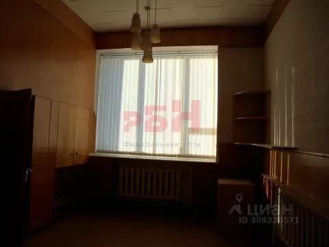 Офис в Курганская область, Курган ул. Куйбышева, 105 (161 м)