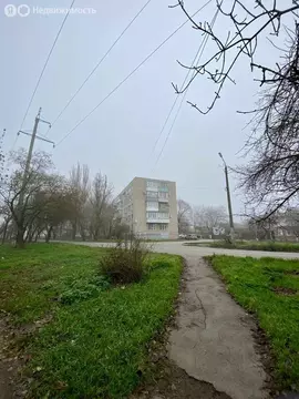 3-комнатная квартира: Таганрог, Большой проспект, 42 (49.4 м)