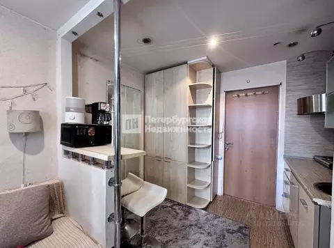 Комната Санкт-Петербург просп. Большевиков, 40 (12.2 м)