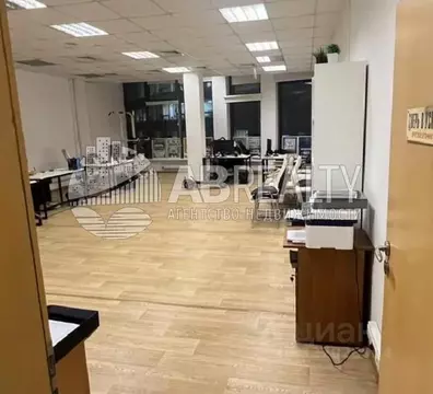 Офис в Москва Летниковская ул., 10С2 (298 м)