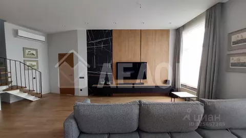 3-к кв. Омская область, Омск Сенная ул., 30 (162.8 м)