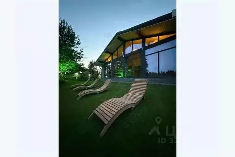 Дом в Карелия, Олонецкий район, Ильинское с/пос, с. Нурмойла ул. ...