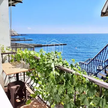 Таунхаус в Крым, Ялта муниципальный округ, Отрадное пгт ул. Отрадная, ...