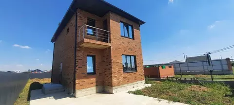 Дом в Краснодарский край, Динской район, Новотитаровская ст-ца ул. ...