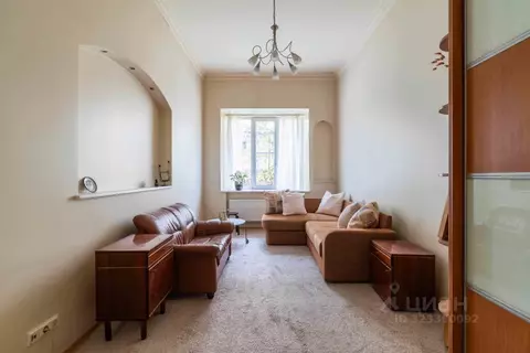 3-к кв. Санкт-Петербург 10-я Васильевского острова линия, 13 (73.0 м)