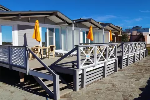 Дом в Крым, Сакский район, Штормовское с/пос, с. Поповка  (40 м)