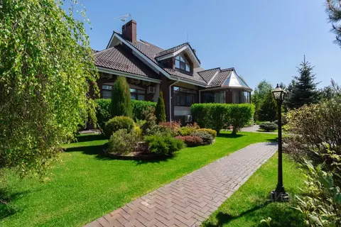 Коттедж в Москва д. Зименки, Антоновка кп, ул. Садовая, 18 (860 м)