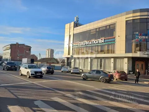 Помещение свободного назначения в Краснодарский край, Краснодар ул. ...