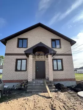 Дом в Башкортостан, Иглинский район, Акбердинский сельсовет, д. ...