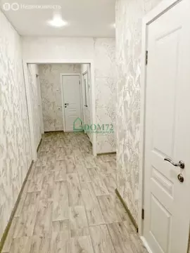 2-комнатная квартира: Тобольск, 4-й микрорайон, 36/1 (60.3 м)