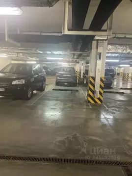 Гараж в Москва ул. Авиаконструктора Сухого, 2к1 (12 м)