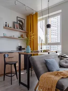 Студия Свердловская область, Екатеринбург ул. Амундсена, 7 (26.0 м)