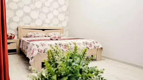 2-к кв. Ханты-Мансийский АО, Сургут ул. Ивана Захарова, 7 (80.0 м)