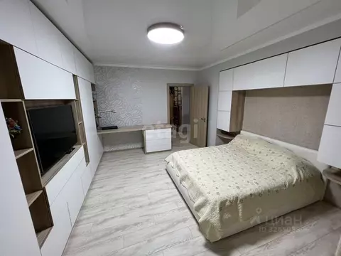 2-к кв. Тюменская область, Тюмень ул. Николая Семенова, 31 (75.0 м)