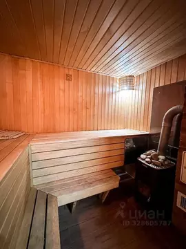 Дом в Ленинградская область, Тосненский район, Тельмановское городское ...