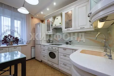 3-к кв. Новосибирская область, Новосибирск ул. Балакирева, 1 (71.7 м)