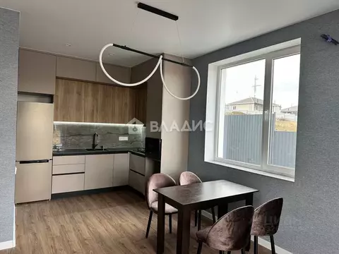 Дом в Крым, Симферопольский район, Добровское с/пос, с. Пионерское ул. ...