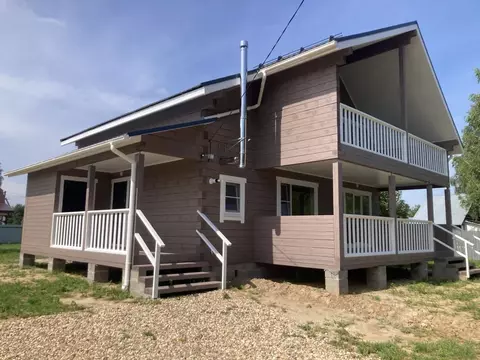 Дом в Владимирская область, Александровский муниципальный округ, д. ...