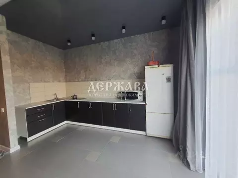 Коттедж в Белгородская область, Старый Оскол Центральная ул. (198 м)