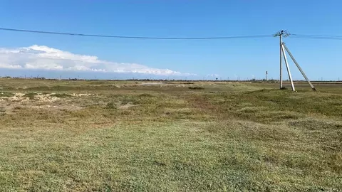 Участок в Крым, Сакский район, с. Молочное ул. Лиманная (6.1 сот.)