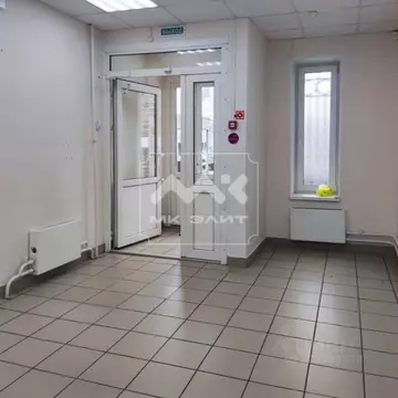 Торговая площадь в Санкт-Петербург Коломяжский просп., 26 (92 м)