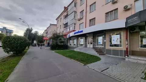 Торговая площадь в Тюменская область, Тюмень ул. Мельникайте, 100 (138 ...