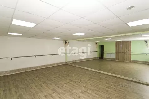 Помещение свободного назначения в Тюменская область, Тюмень ул. ...