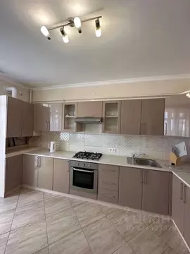 2-к кв. Крым, Симферополь ул. Лексина, 50 (65.0 м)