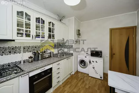 3-комнатная квартира: Омск, улица Конева, 28 (63 м)