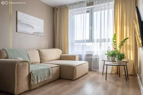 3-комнатная квартира: Екатеринбург, проспект Космонавтов, 9А (52.9 м)