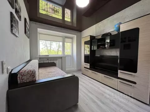 2-к кв. Омская область, Омск Учебная ул., 193Б (40.0 м)