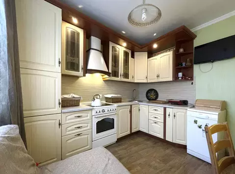 Продается 2-комнатная квартира