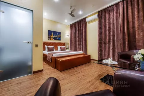 Комната Санкт-Петербург 3-я Васильевского острова линия, 52 (15.0 м)