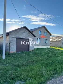 Дом в Башкортостан, Стерлитамакский район, Казадаевский сельсовет, с. ...