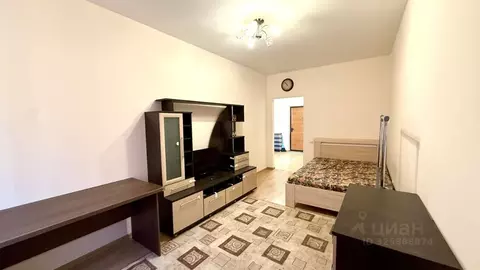 1-к кв. Тюменская область, Тюмень ул. Бориса Опрокиднева, 2к1 (45.0 м)