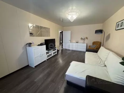 3-к кв. Ярославская область, Ярославль просп. Фрунзе, 33 (84.6 м)