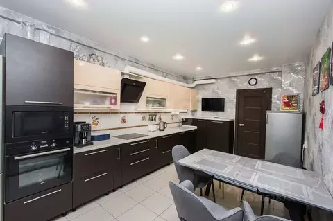 3-к кв. Тюменская область, Тюмень Широтная ул., 193 (85.0 м)