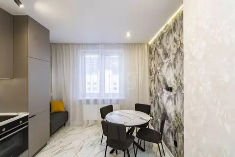 1-к кв. Тюменская область, Тюмень ул. Республики, 204к11 (38.3 м)