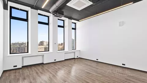 Офис в Санкт-Петербург ул. Одоевского, 24К1 (33 м)