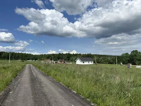 Участок в Калужская область, Совхоз Боровский с/пос, д. Комлево  (7.33 ...