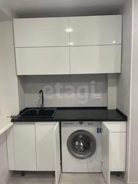 2-к кв. Крым, Симферополь ул. 1-й Конной армии (45.0 м)