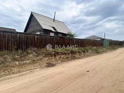 Дом в Бурятия, Тарбагатайский район, Саянтуйское с/пос, с. Нижний ...